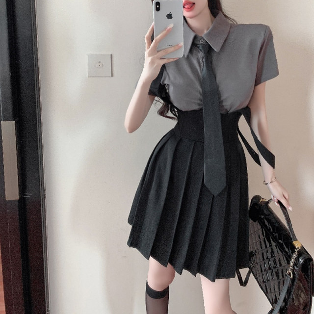 Plus size fat mm sweet and spicy college style tie shirt waist pleated suspender dress ແມ່ຍິງຮ້ອນສາວກະທັດຮັດສອງສິ້ນຊຸດ