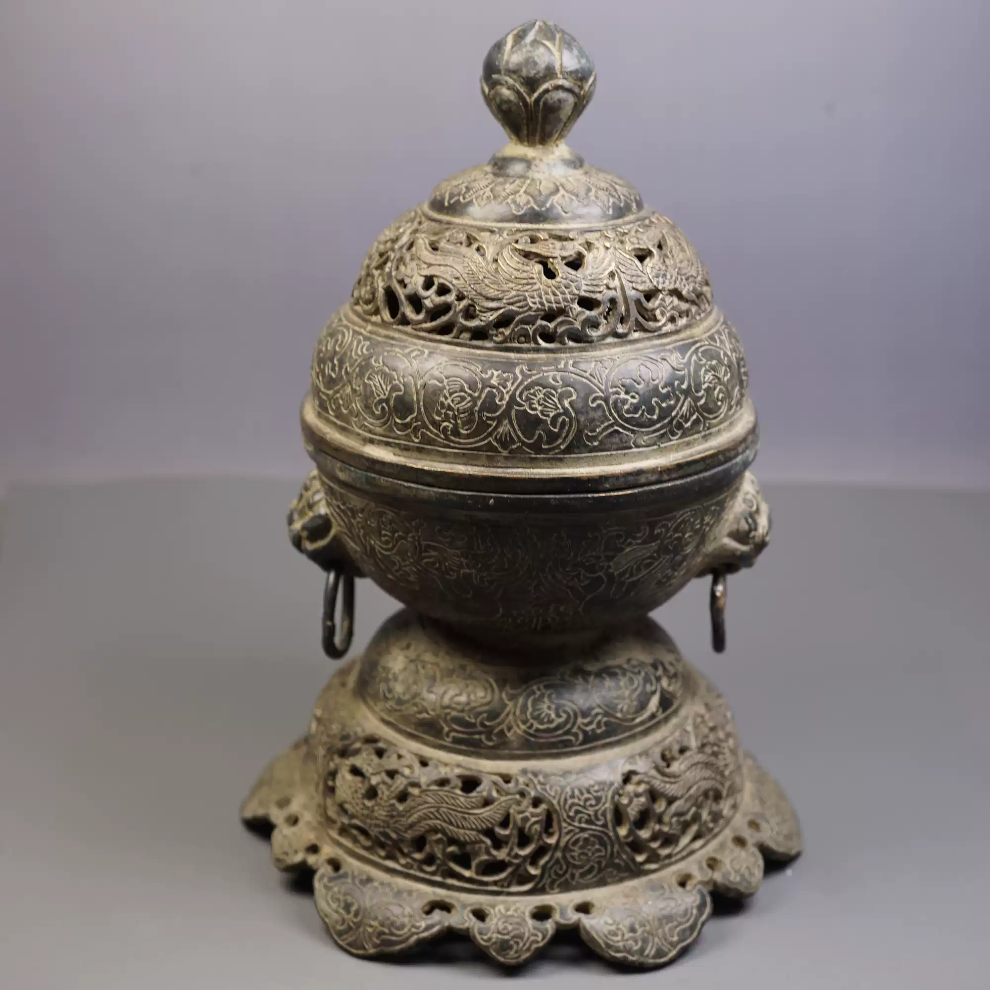 清代老黄铜双兽耳三足鬲式文房香炉摆件老铜器宣德炉