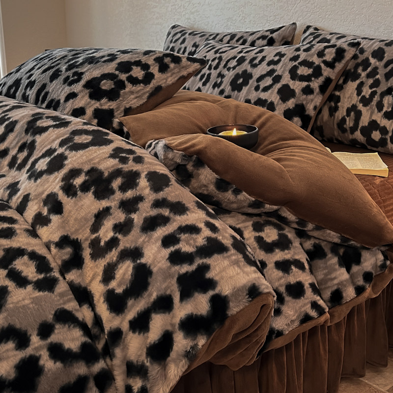 2026 New Winter Warm and Thickened Rabbit Fur Bedding Milk Velvet Bed Sheet Duvet Cover Bedspread Four-Piece Set