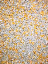  Pigeon food Meat pigeon special food Corn 50%peas 30%granular feed 20% 5 kg 22 yuan