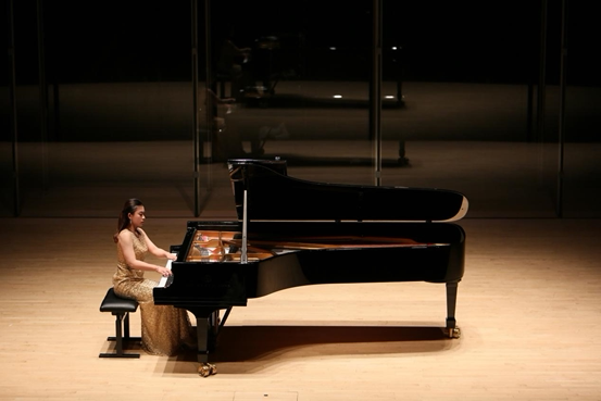 2021《唤醒经典• 超越炫技》胡雪莎钢琴独奏音乐会-舟山站