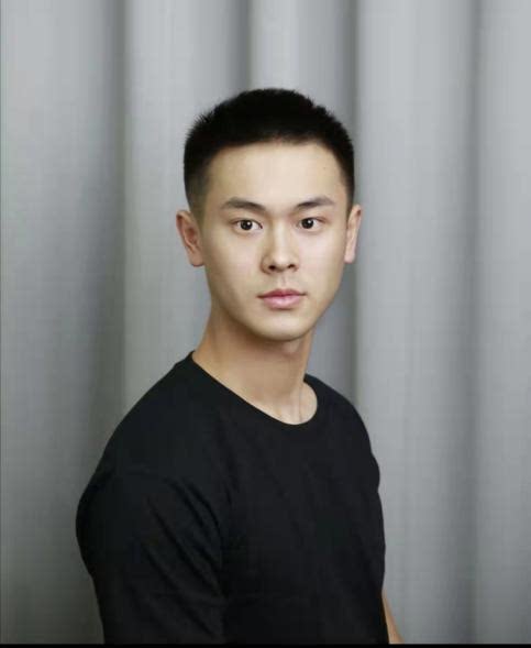 2021悬疑喜剧《朝脑袋开一枪》-南宁站