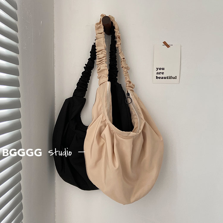 South Korean ins overfire dumplings skewed satchel with small fresher Jane about 100 hitch a large capacity single shoulder bag student cloth bag