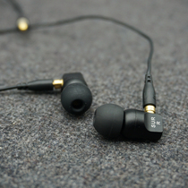 hifi sound bass Madden metal plug-in design high-end headphones Black in-ear headphones