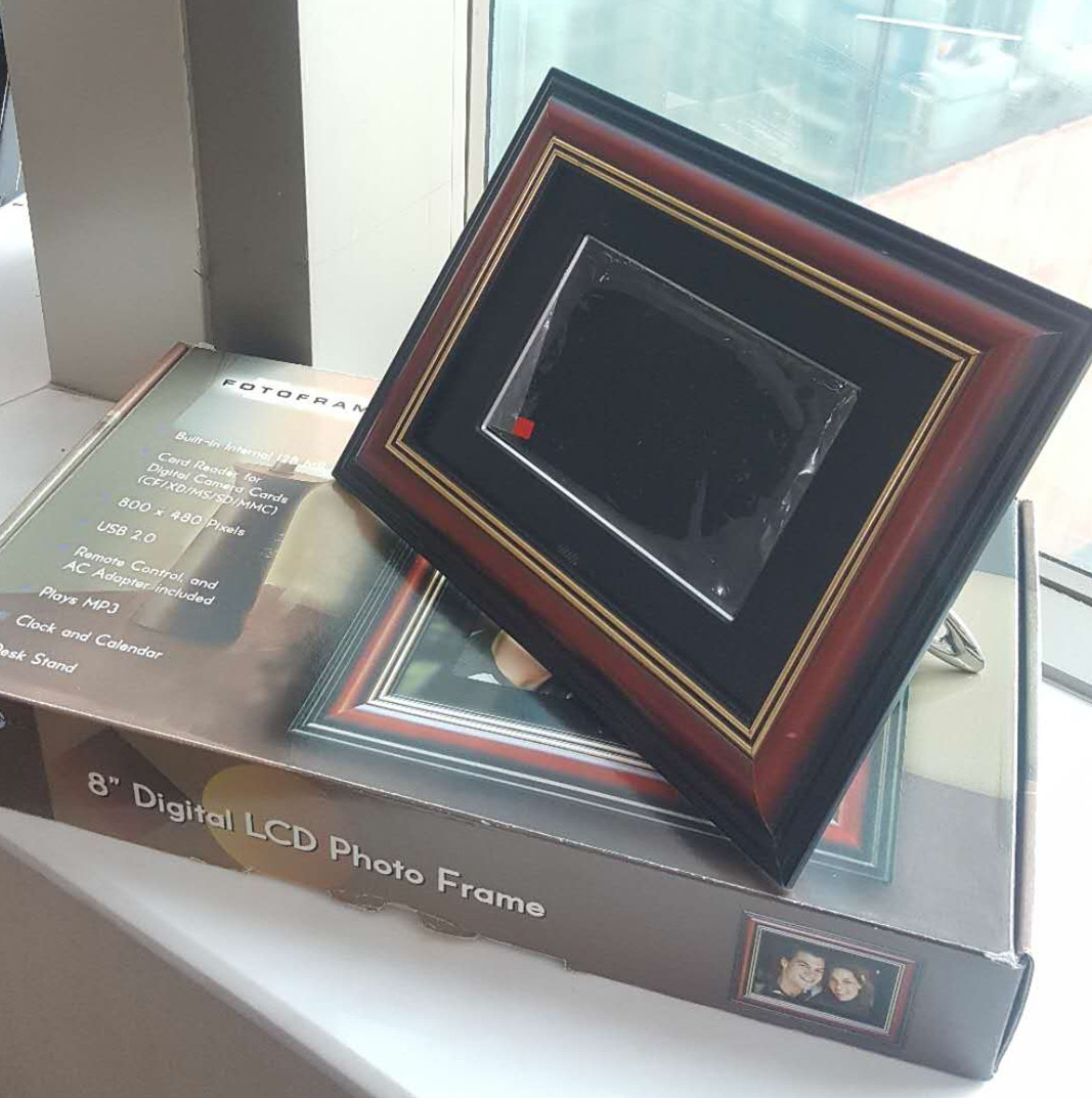 8-inch nút Digital Photo Frame HD ảnh điện tử chơi nền album lịch bức tranh âm nhạc - Khung ảnh kỹ thuật số khung ảnh điện tử tinhte