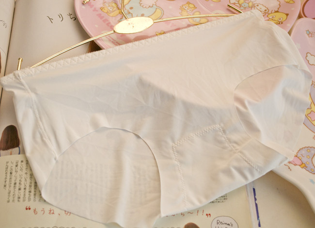 Slip jeunesse en soie Ice - Ref 669174 Image 32