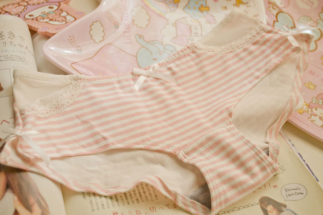 Slip jeunesse en soie Ice - Ref 669138 Image 52