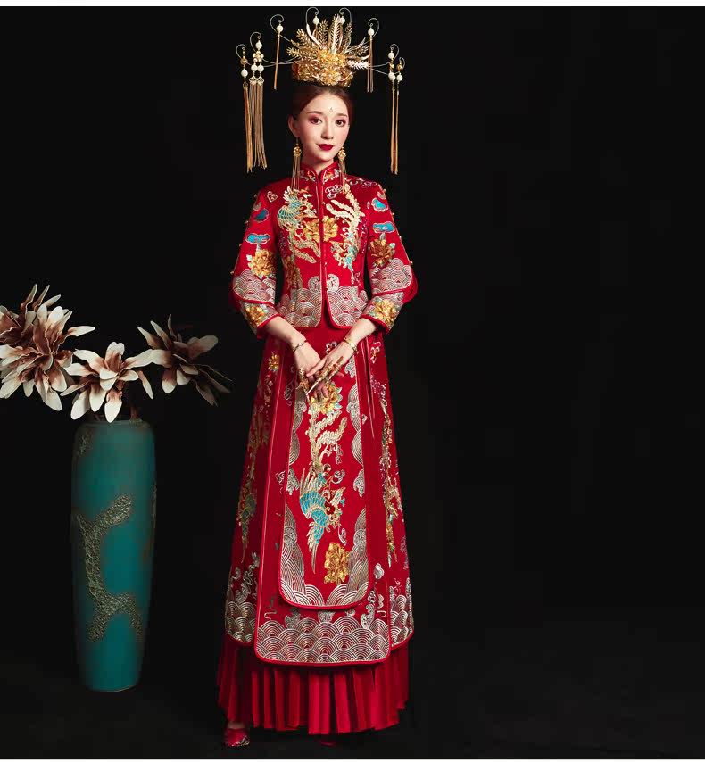 新娘婚纱_2018新款中式婚纱结婚礼服新郎情侣