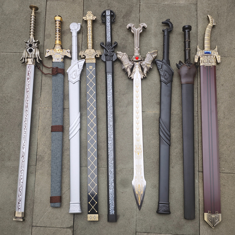 Qin Dynasty Ming Yue Yuan Hong Mo Mei Tian Wen Black and White Xuan Jian Qian Jiao Ni Li Qin Shark Tooth Integrated Forged Unsharpened Cold Weapon