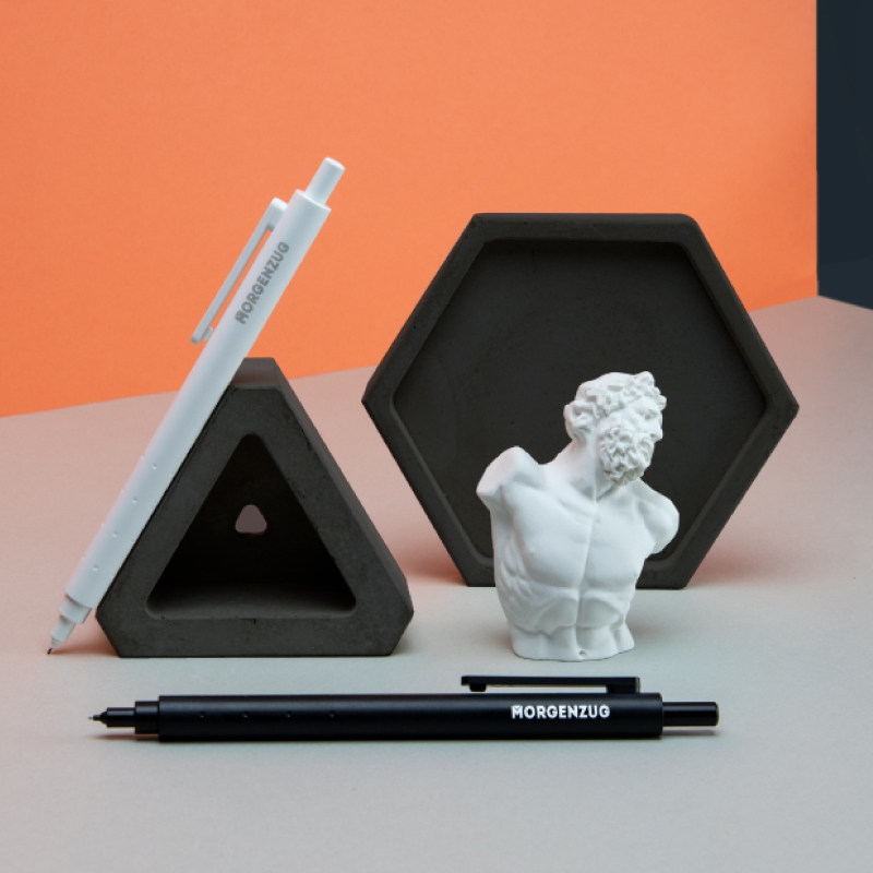 2 smaller than the automatic pencil female fresh 0 5 refill Japanese drawing painting creative stationery 2B hand-painted activity pencil