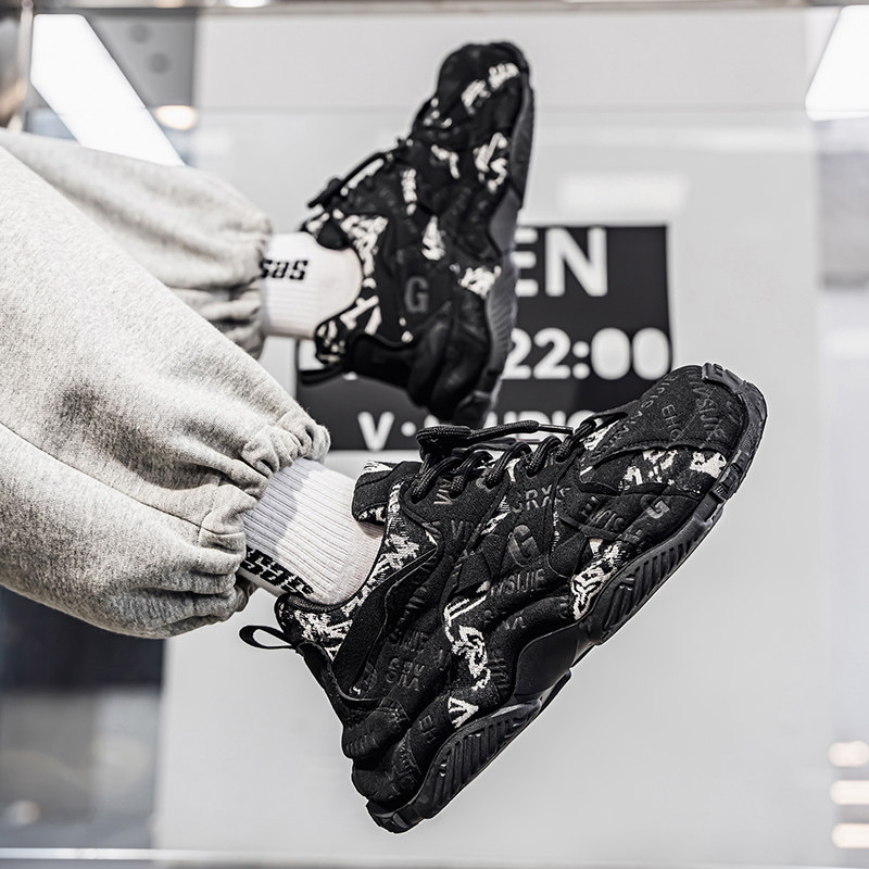 European Men's Shoes 2026 New Winter Thick-Soled Hong Kong Trendy Brand Versatile Youth Sports Closed-Toe Dad Sneakers