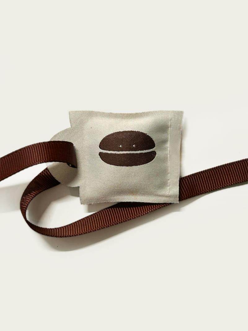 LUDO Cappuldo Scented Coffee Bean Plush Keychain detail image