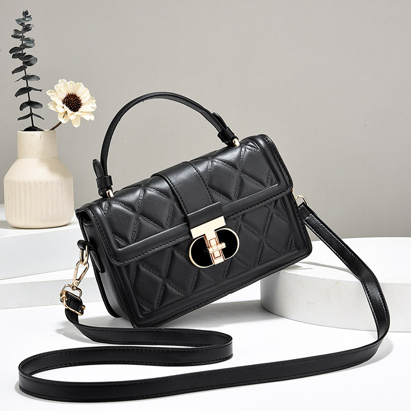 High-End Diamond-Patterned Small Square Bag 2024 New Fashion Niche Design Women's Handbag Box Shoulder Crossbody Bag