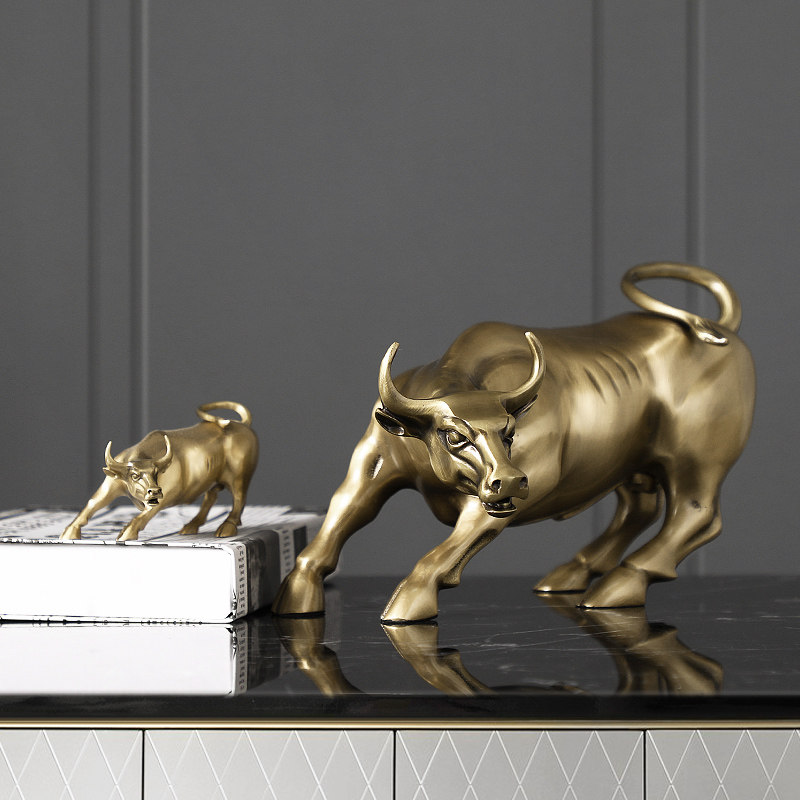 Modern Fashion Brass Bull Swing Piece Living Room Wine Cabinet Creative Light Extravagant Personality Gift Office Furnishing desktop decorations