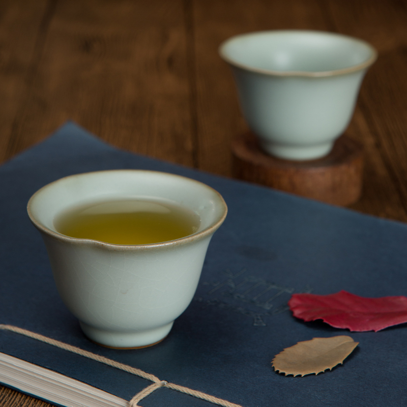 Beautiful home your up porcelain kung fu tea cup treble cup ice crack glaze manually keep open your porcelain purple sand sample tea cup