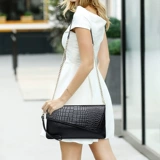 Маленькая сумка клатч, сумка через плечо, вместительная и большая сумка с петлей на руку, небольшая сумка, новая коллекция