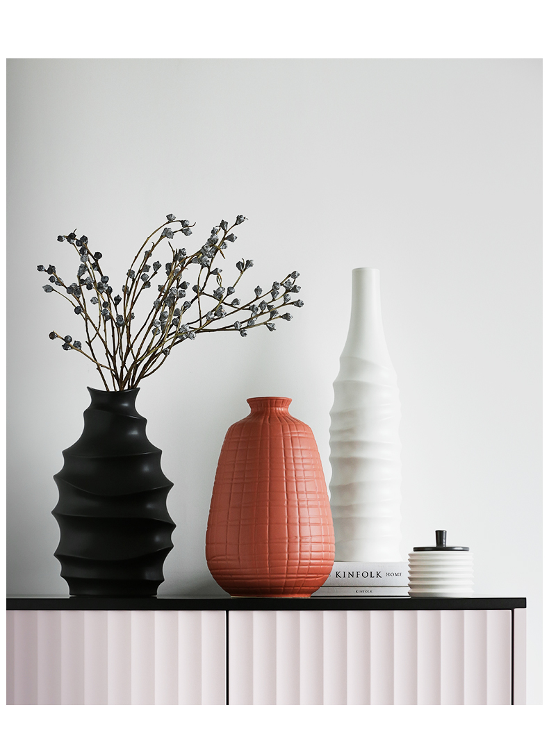 BEST WEST geometric creative ceramic vase is placed between example vase decoration light key-2 luxury home sitting room