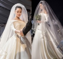 Zhang Xinyu the same satin wedding dress 2020 spring new simple word shoulder court satin long tail ceremony yarn