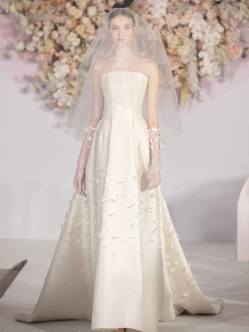 2022 Spring new Temperament Bride Greeting Bento Retro Satin Atmosphere Brief slim Breasted Light Wedding Dress Outdoor