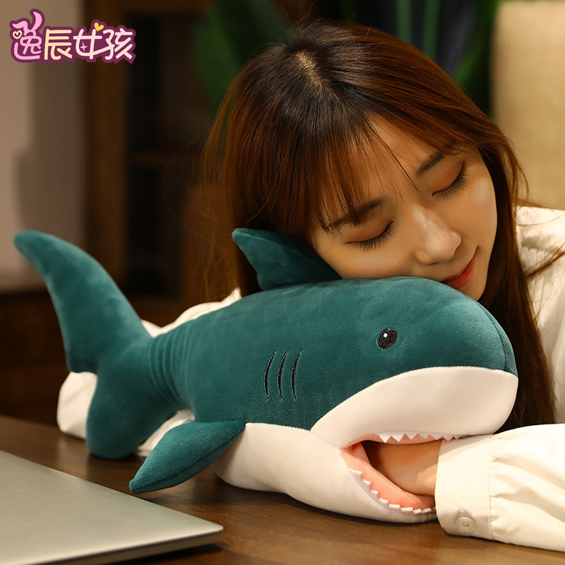 Winter Shark Plush Pillow, Hand Warmer, Blanket, Dual-Purpose Plush Hand Warmer, Warm Doll, Children's Small Doll Toy