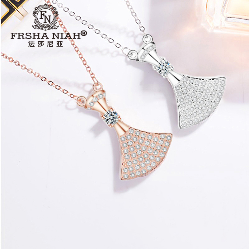 Fasonia 18K Platinum Diamond Necklace Light Luxury Niche Platinum Skirt Diamond Pendant Sweater Chain Clavicle Chain