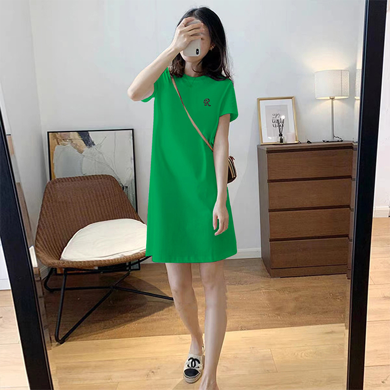 European Style Emerald Green Dress for Women, Unique Design with Rhinestones, 2026 Summer New Model, Petite Height-Enhancing Dress