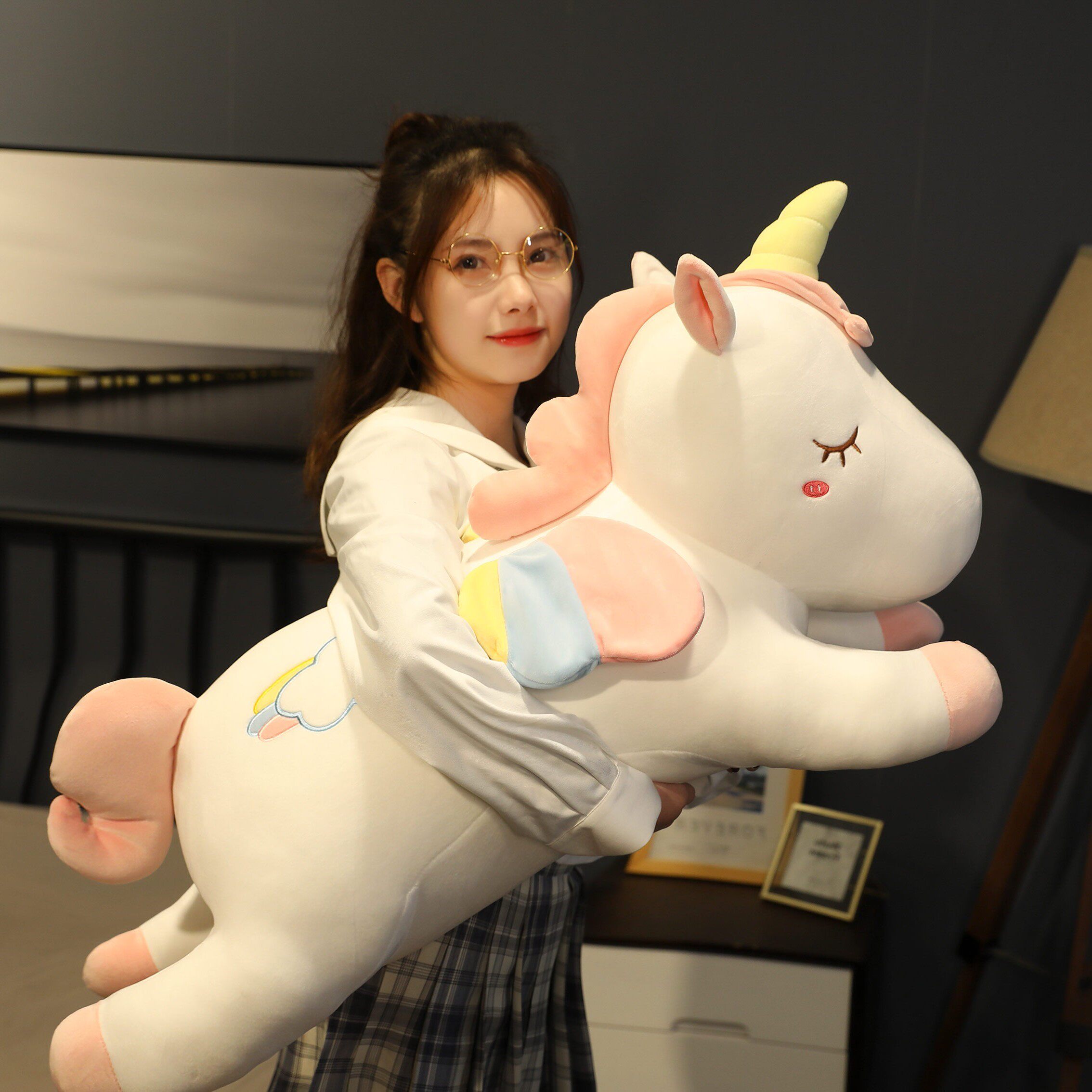 Japanese GP Unicorn Stuffed Toy Cuddled Toy Cute Super Soft Girl Bed Cloth Doll Holding Pillow Doll