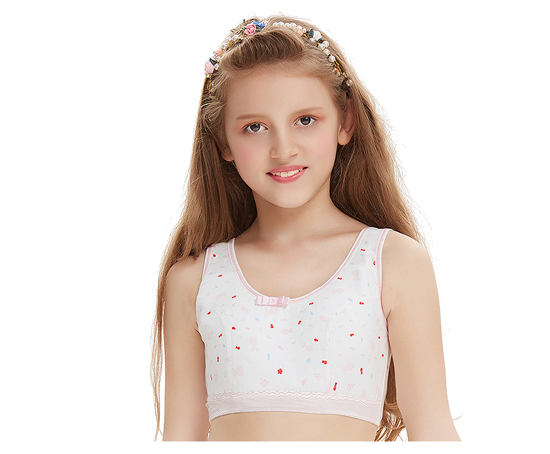 Little story. стихотворение про зайчиков на английском для детей. игра rain rain go away.