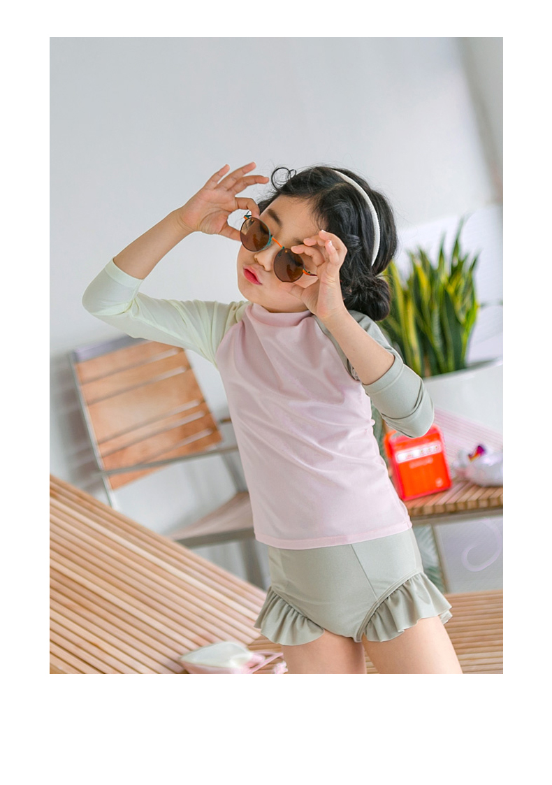 Bộ đồ mùa hè lý tưởng dành cho trẻ em yêu thích áo ba lỗ cho bé gái mới mặc áo chống nắng màu Hàn Quốc phù hợp với bộ đồ bơi JPUSW03 đồ bơi nữ sinh