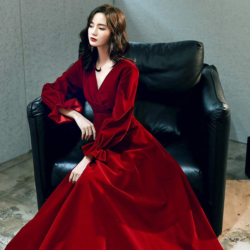 Bridal Wine Red Velvet Long-Sleeve Evening Dress for Autumn, Suitable for Wedding, Homecoming, Engagement, Evening Events, V-Neck, Host, Annual Meeting