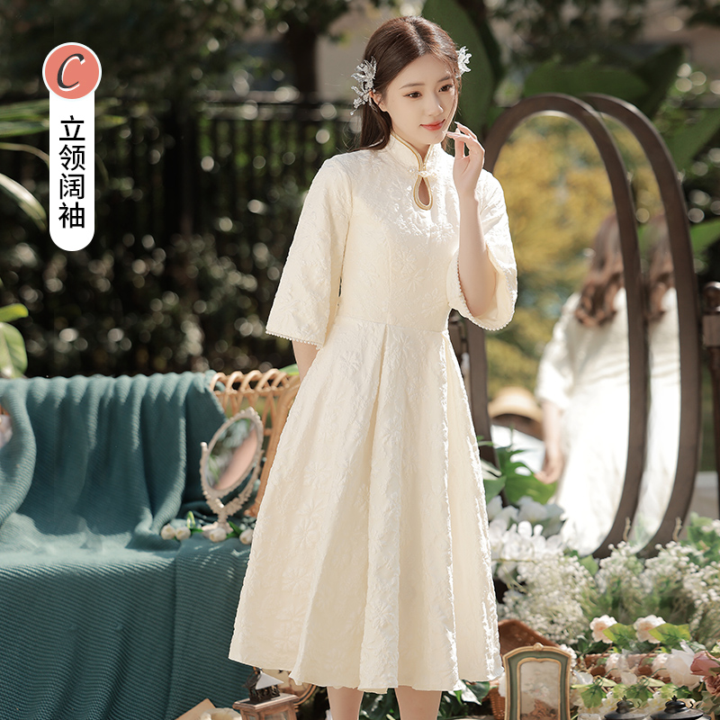  M+Long, champagne color, mid-length  
