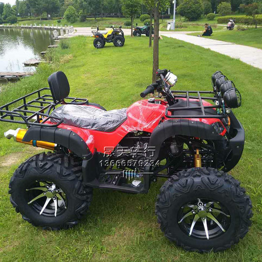 全地形四轮越野摩托车大小公牛沙滩车四驱万向轴传动双人汽油电动