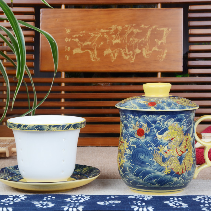 Xiang feng ceramic filter with cover cup is elegant blue and white porcelain cups working meeting of individual cup four pieces of glass