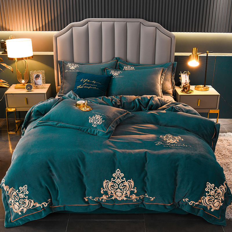 Winter antistatic thickening baby velvet coral velvet four-piece plus velvet milk quilt cover flannel bedding
