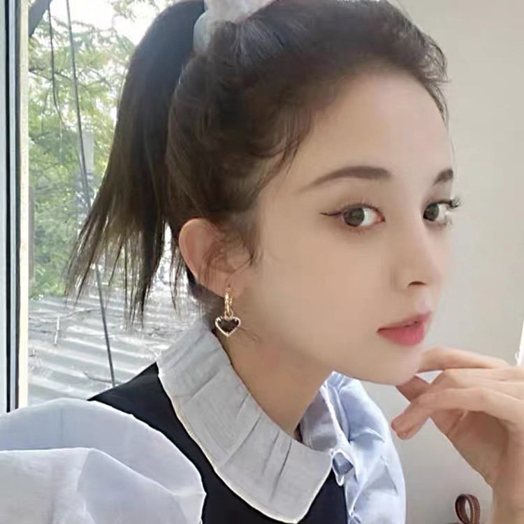 2021 ancient Lina with the same style High sense European and American love ear pendant Mosquito Coil Dish Ear Clip Without Earring Earrings Woman Temperament 