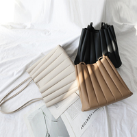 Fangfang Bucket Bag Women's 2020 New Trendy Niche Design Bag Versatile Pleated Bag Large Capacity Single Shoulder Mother Bag