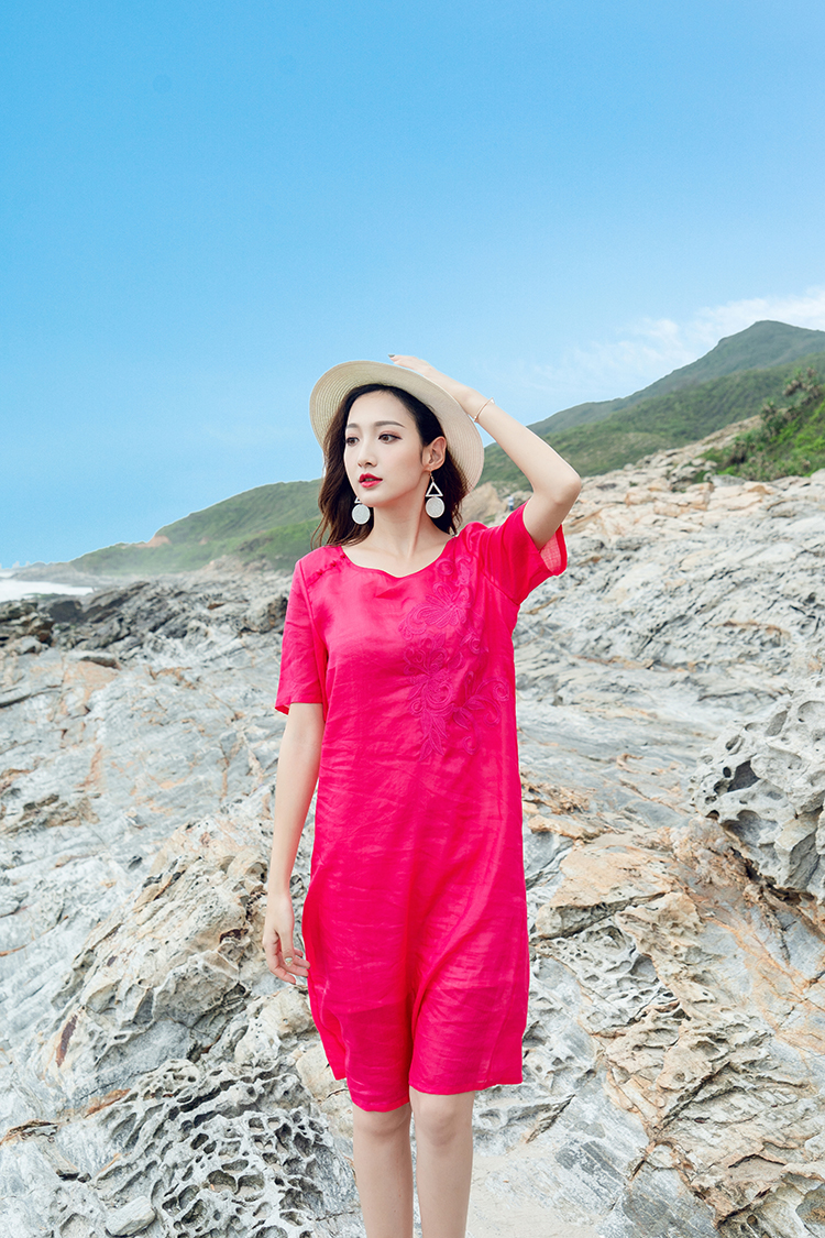 2018 bên bờ biển kỳ nghỉ du lịch ăn mặc ramie thêu váy nghệ thuật Thái retro lỏng ngắn tay một chiếc váy váy suông chữ a cho người béo
