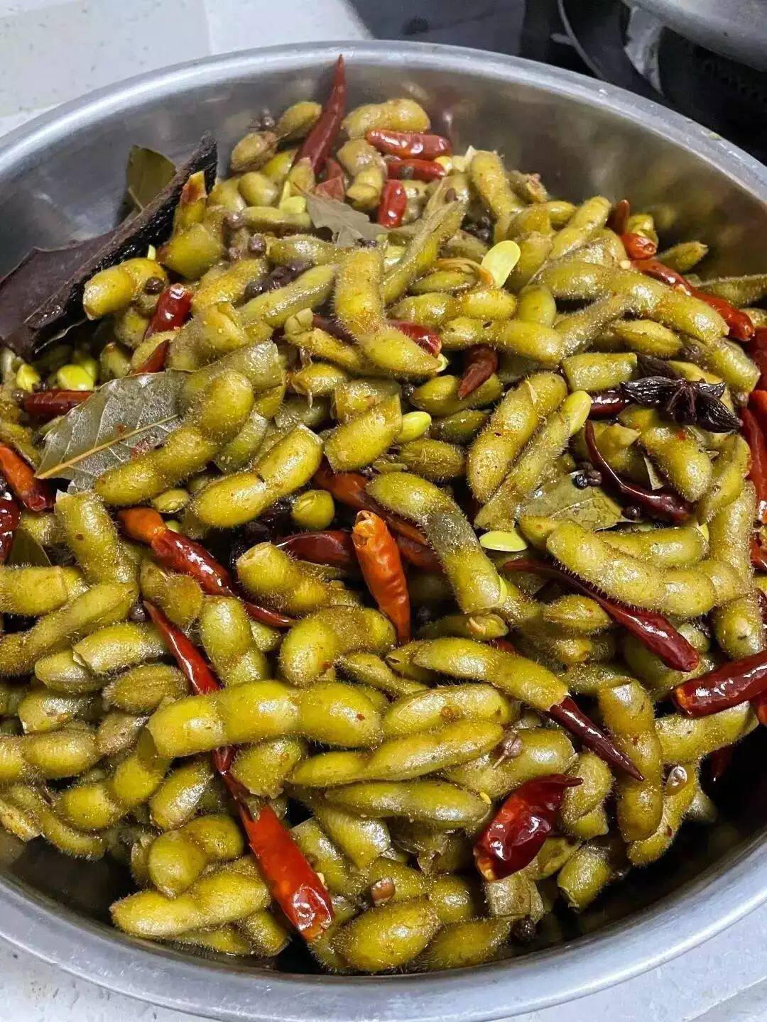 煮毛豆的秘密:入味翠绿有诀窍