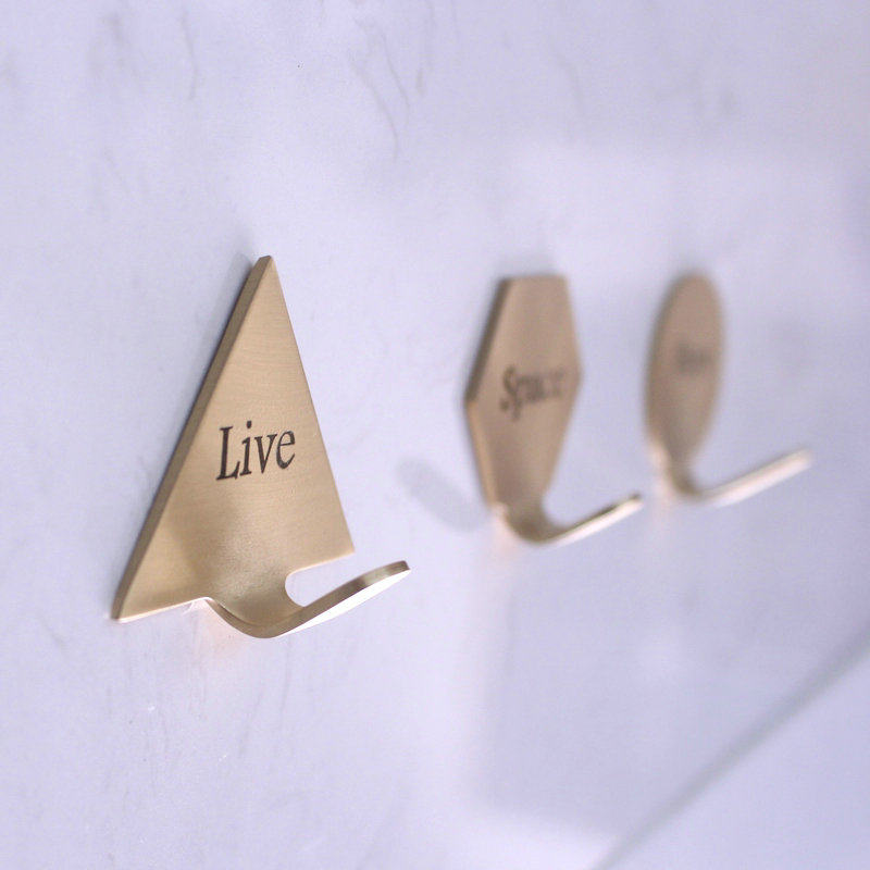 Brass Nordic creative personality hook wall retro nostalgic decoration coat hook cloakroom seamless nail-free hook