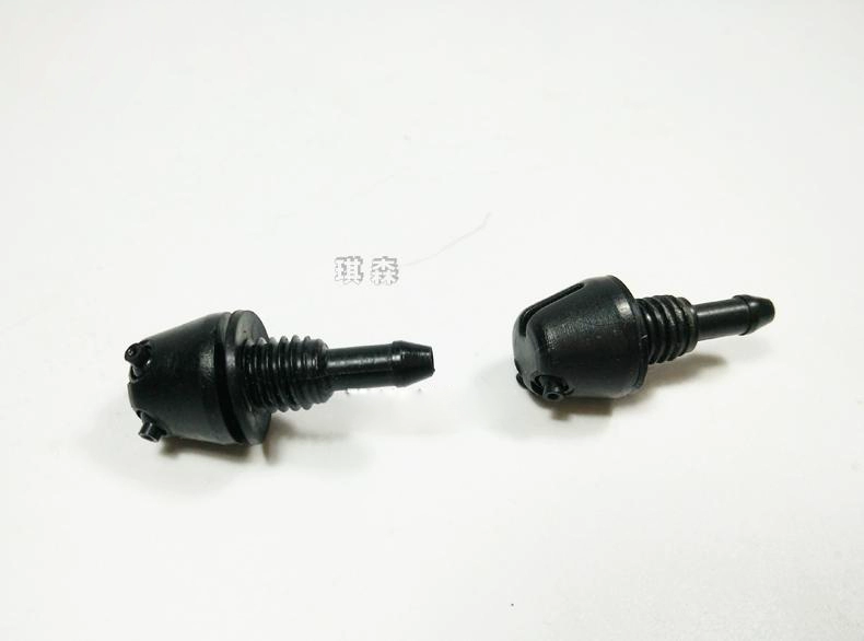 Thích hợp cho xe quân sự Iveco 2046 vòi gạt nước làm sạch vòi kính xe địa hình TAY MỞ CỬA CỐP HẬU