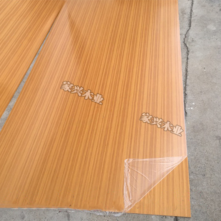 金丝柚木王免漆木饰面板：家居背景墙的奢华变身攻略！✨