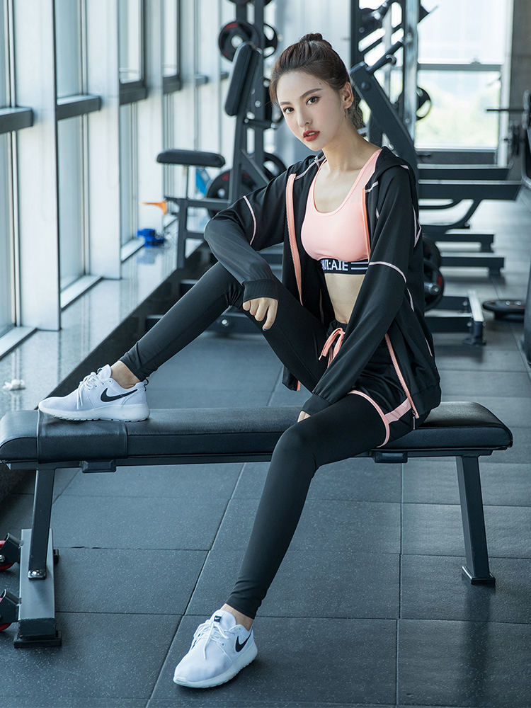 Yoga clothes for women Summer loose quick-drying clothes Professional high-end leisure gym beginner running suit for women