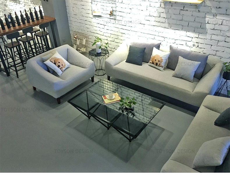 Wrought sắt bàn cà phê vàng ánh sáng sang trọng đồ nội thất tối giản hiện đại Bắc Âu sáng tạo phòng khách kính bàn cà phê bảng hình chữ nhật - Bàn trà bàn ghế gỗ hiện đại