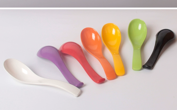 Khách sạn màu nhựa giả sứ melamine bộ đồ ăn thìa nhỏ kungfu ramen súp muỗng dài xử lý muỗng muỗng bán buôn - Đồ ăn tối đĩa tròn