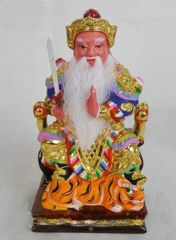 Character carving Xu Xunzhenjun Xu Zhenjun Gantian Great Emperor wood carving Buddha statue custom-made 30cm