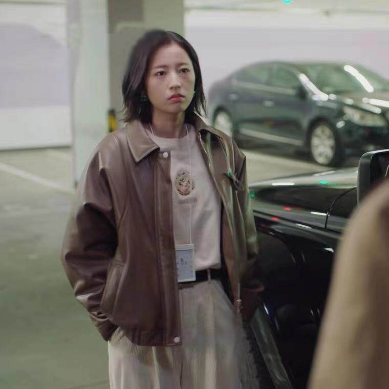 2022 Henning autumn in his homesick week Rain Tong stars Tongan Genuine Leather Sheep Leather Jacket Jacket Short woman