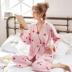 Bộ đồ ngủ mùa xuân và mùa thu nữ dài tay cotton lỏng phiên bản Hàn Quốc của bộ đồ hai dây màu hồng anh đào áo len kimono dịch vụ nhà pijama nữ Bộ Pajama