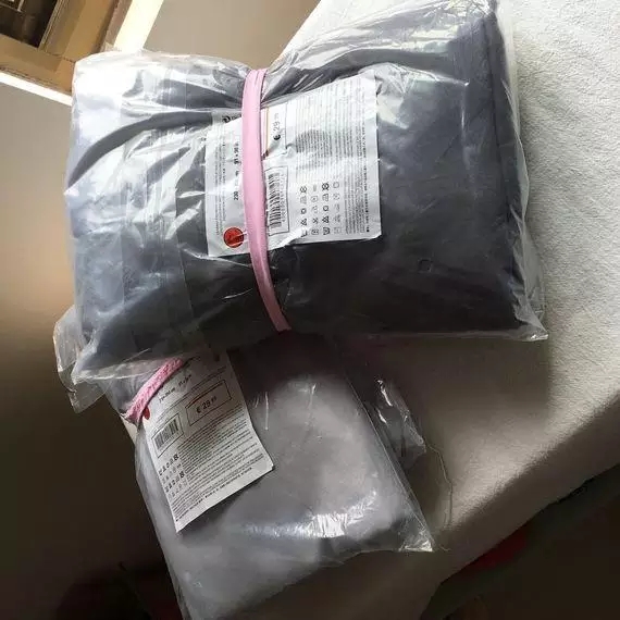 Tây Ban Nha ZA mùa CHỦ màu tối giản rắn gia đình thoải mái bốn! + + Linen chăn gối hai! - Bộ đồ giường bốn mảnh bộ chăn gối