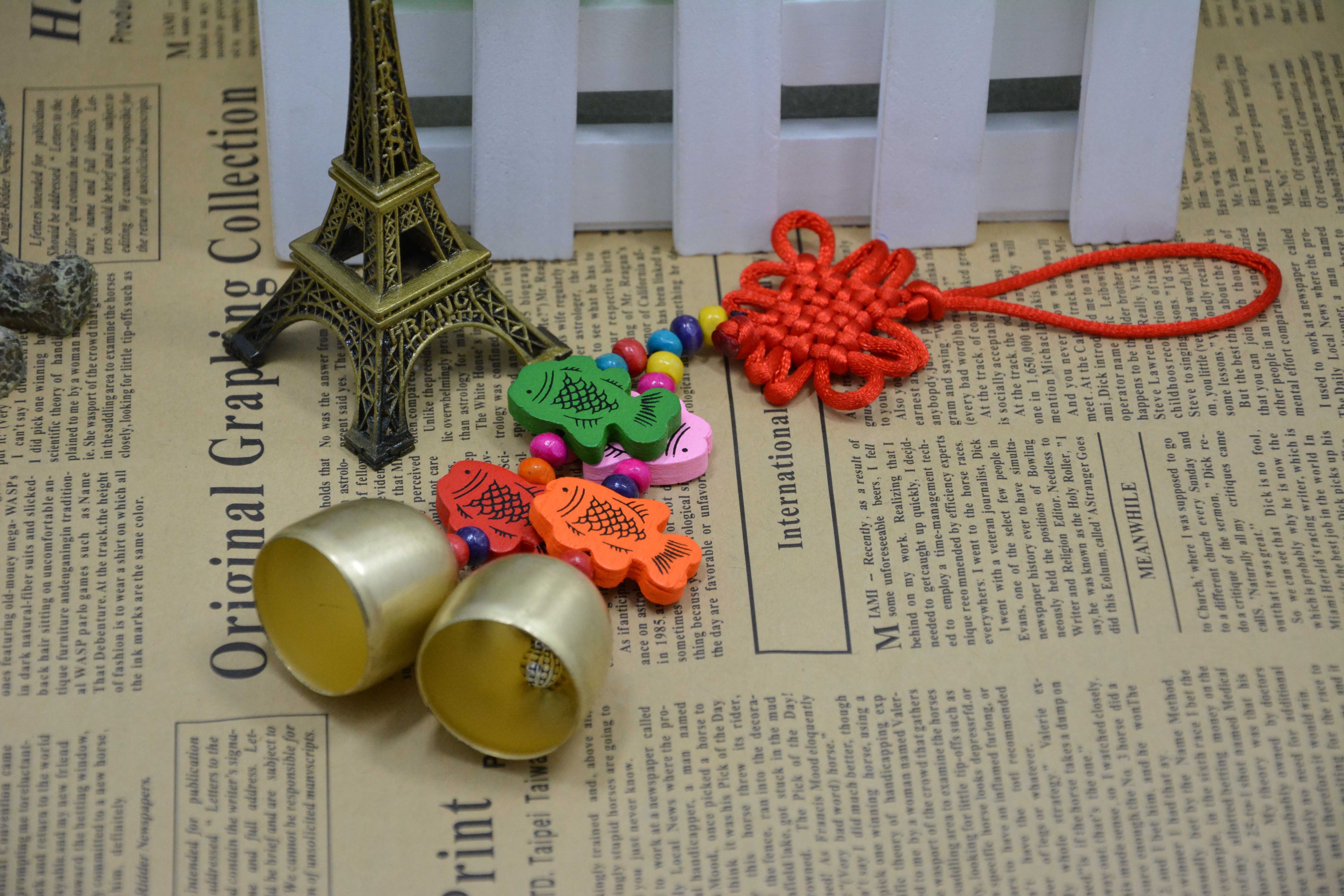 Daily special Yunnan ethnic wind copper wind bell evil doorbell car pendant Peace wind bell pendant Wish small gift