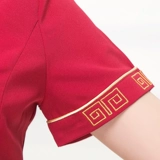 Отец -официант Китайский отель Официант Работая одежда короткая -Женщина -женская женщина в середине банкет